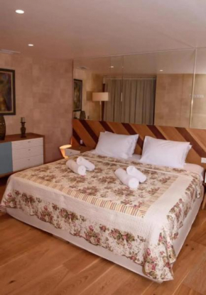 TIFLIS inn